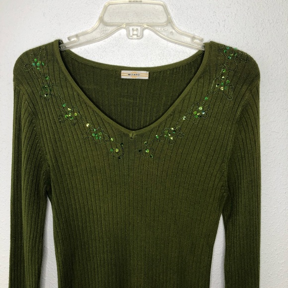 Mizaro Vneck Green Rib Knit Sweater - Picture 2 of 6